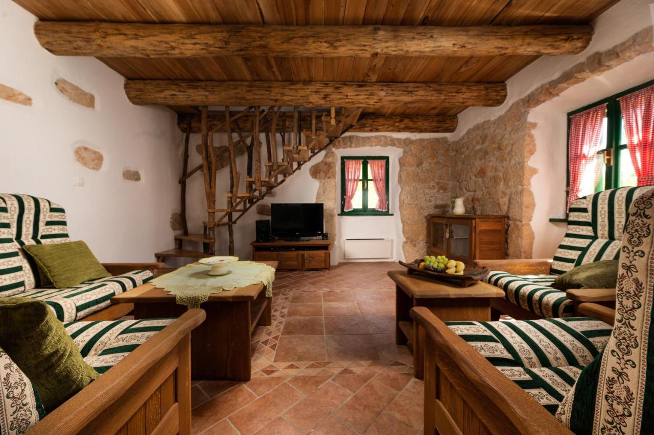 Villa Lindraze Dobrinj Luaran gambar